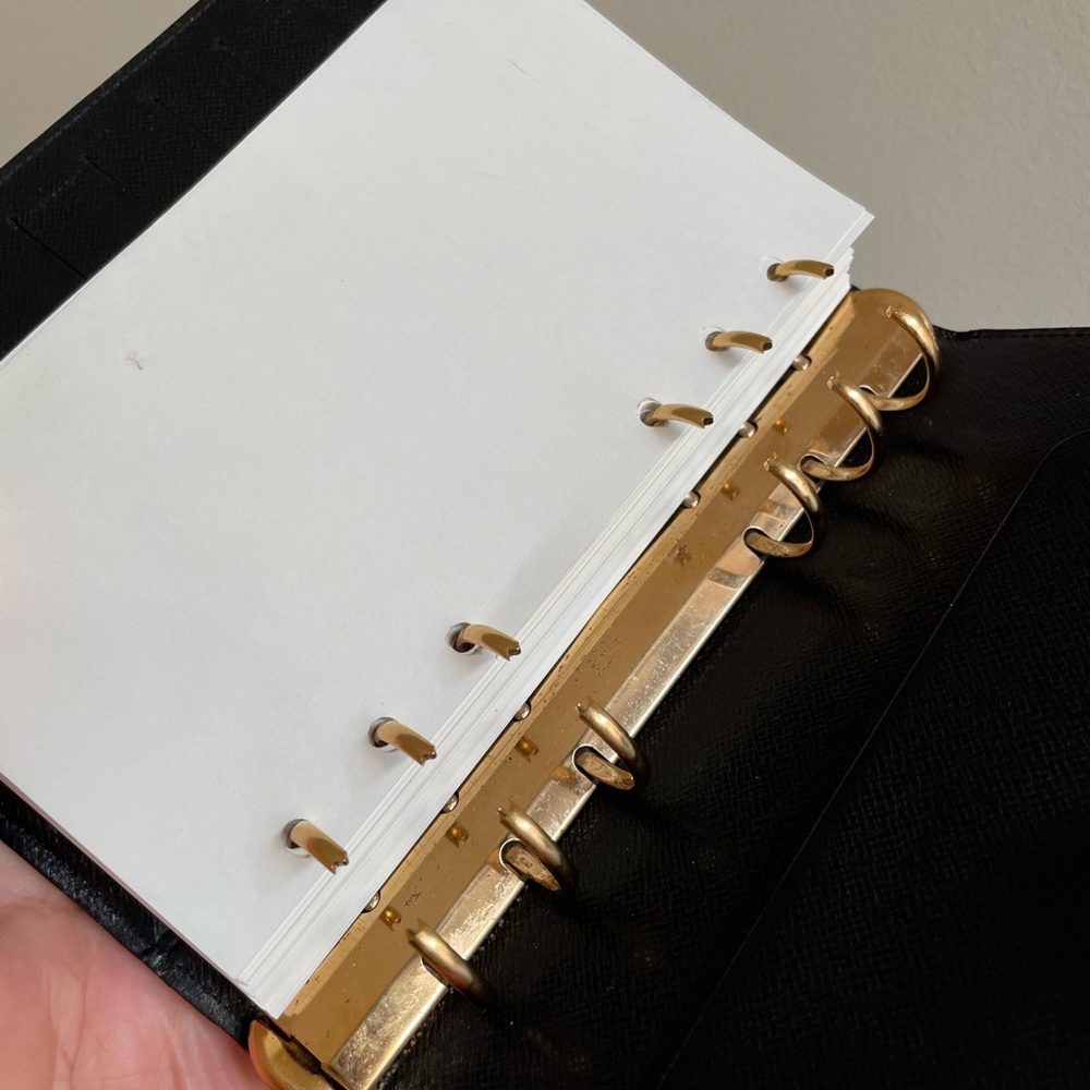 Authentic Louis Vuitton Agenda MM blue Epi - Picture 13 of 15